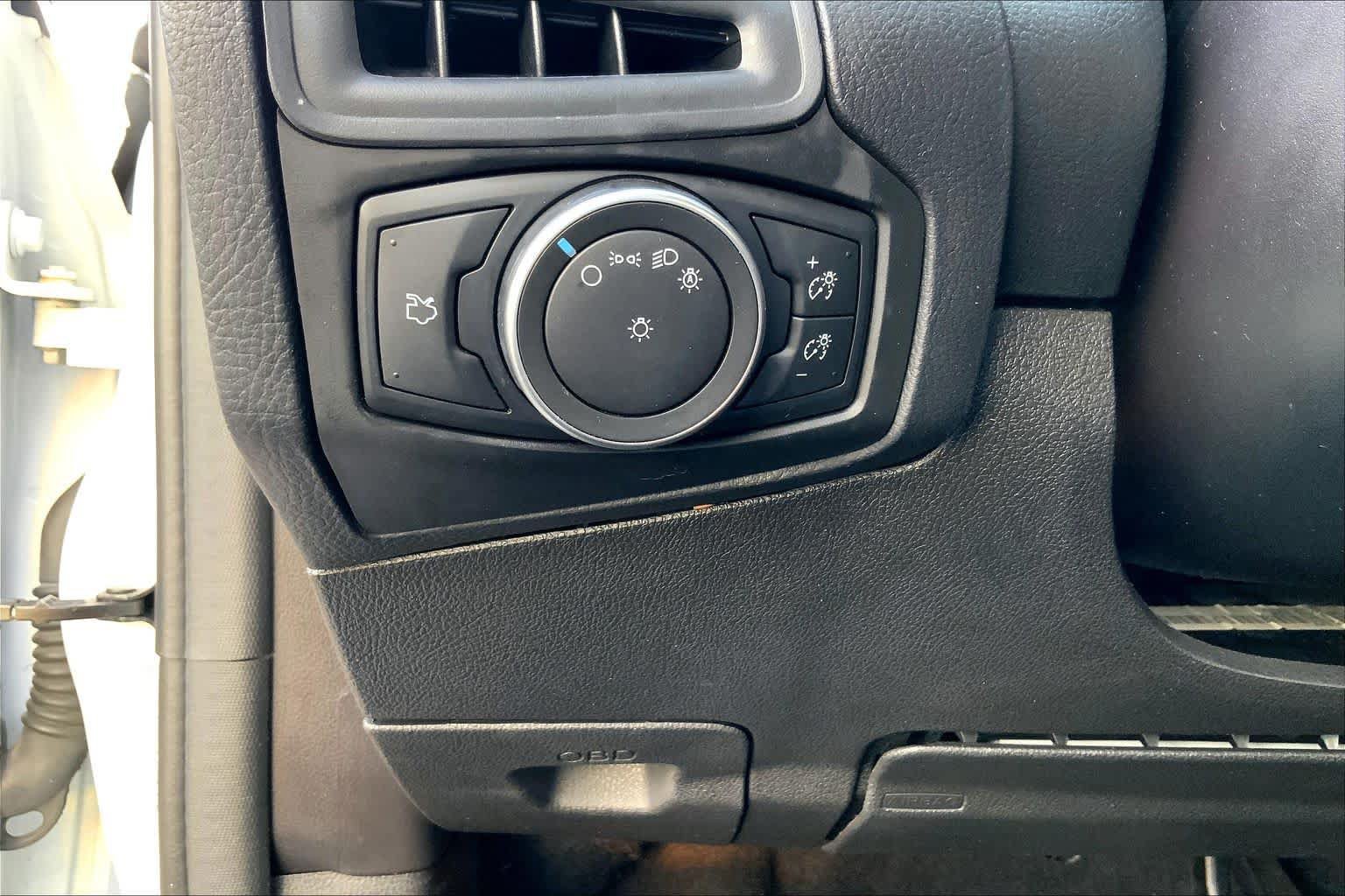 Used 2017 Ford Focus SE FWD image 33