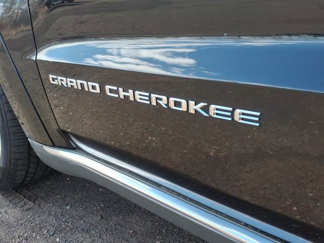 Used 2014 Jeep Grand Cherokee Summit AWD/4WD image 13