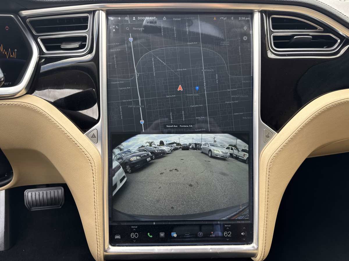Used 2014 Tesla Model S 85 RWD image 23