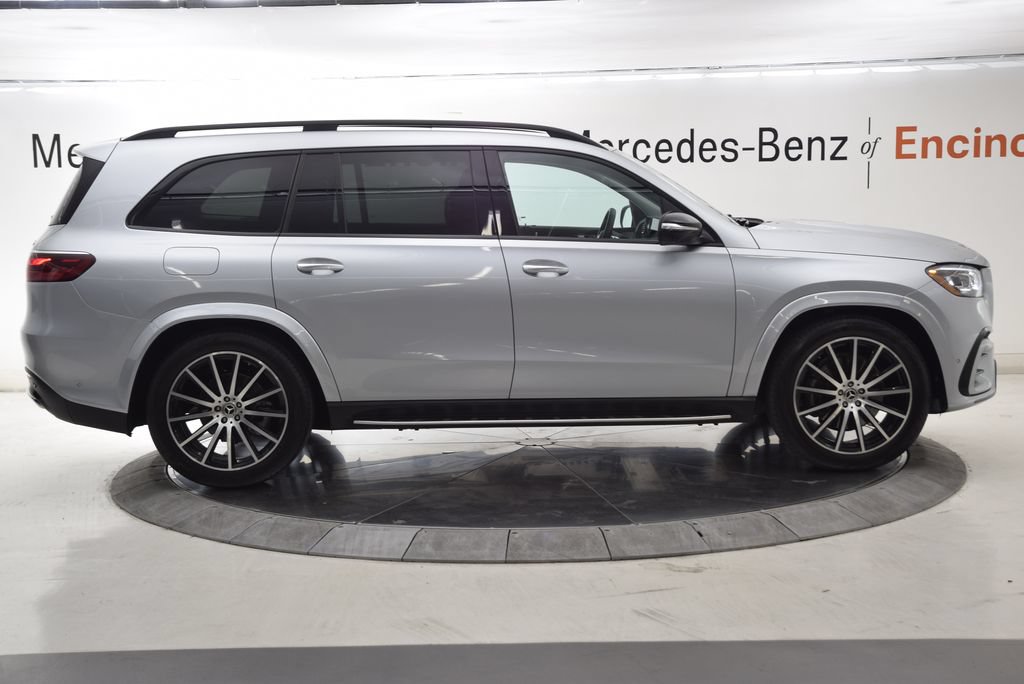 Used 2026 Mercedes-Benz GLS 450 4MATIC w/ AMG Line Exterior image 7