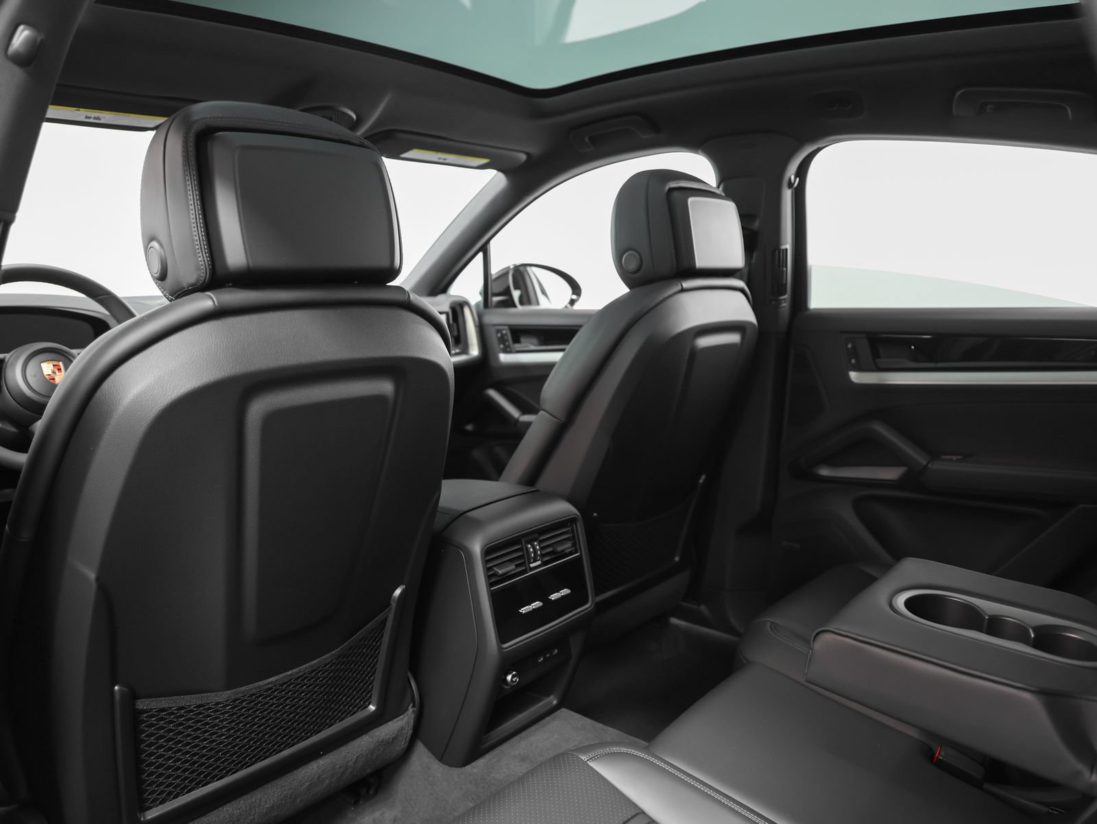 New 2026 Porsche Cayenne Coupe AWD/4WD image 40