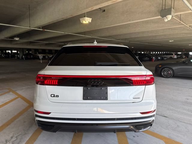 Used 2022 Audi Q8 Premium Plus w/ Premium Plus Package AWD/4WD image 4