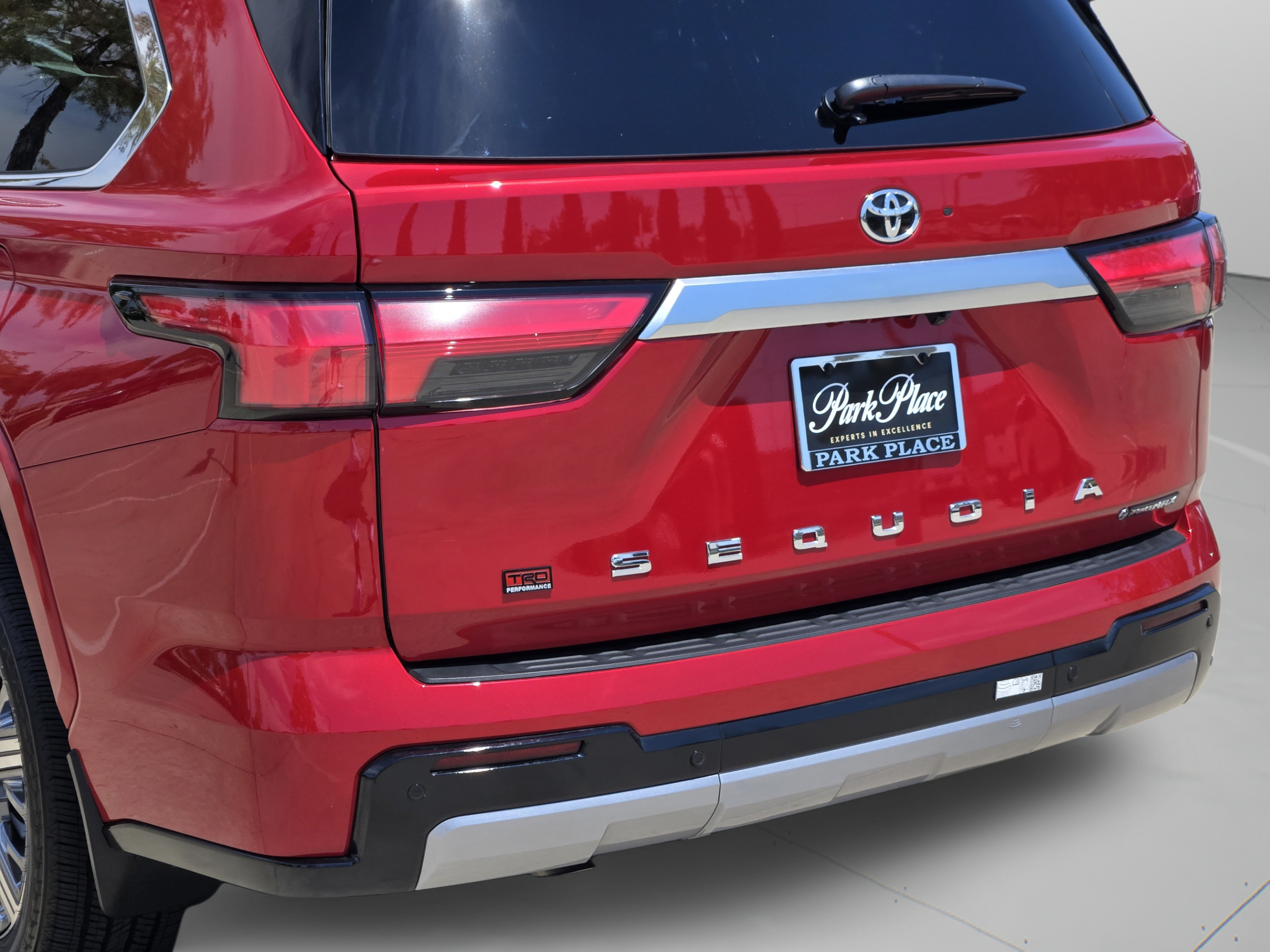Used 2026 Toyota Sequoia Capstone w/ Tow Technology Package AWD/4WD image 39