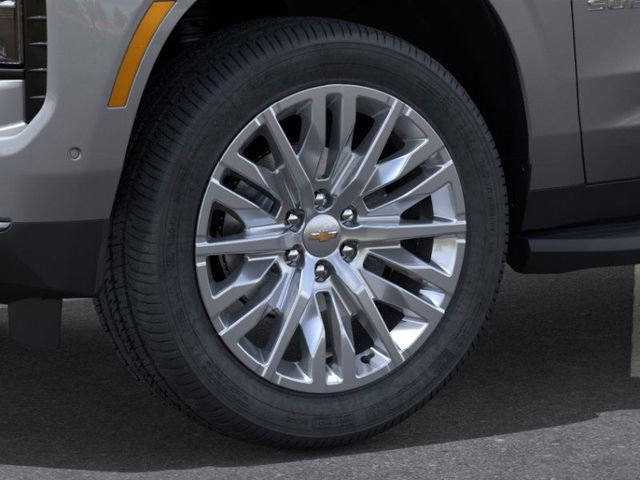 New 2026 Chevrolet Suburban Premier image 9