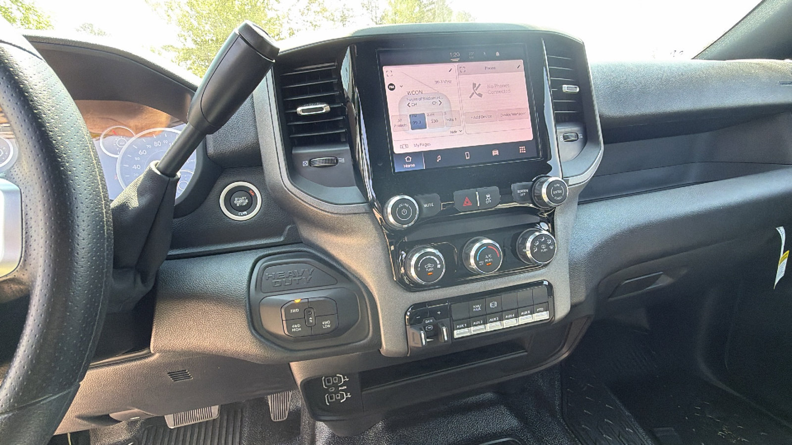 New 2026 RAM 5500 Tradesman w/ Chrome Appearance Group AWD/4WD image 28