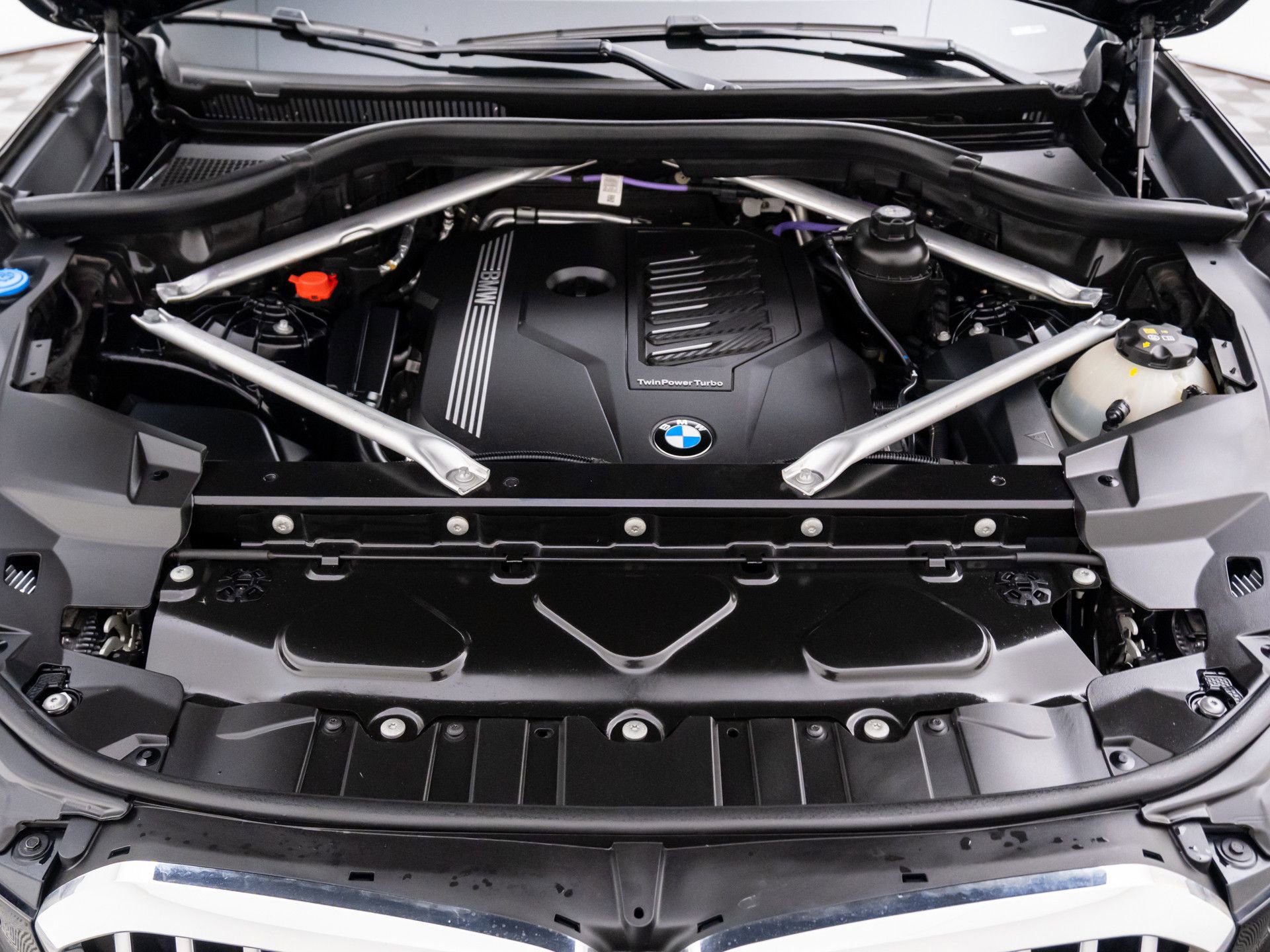 Used 2023 BMW X5 xDrive40i w/ Premium Package image 32