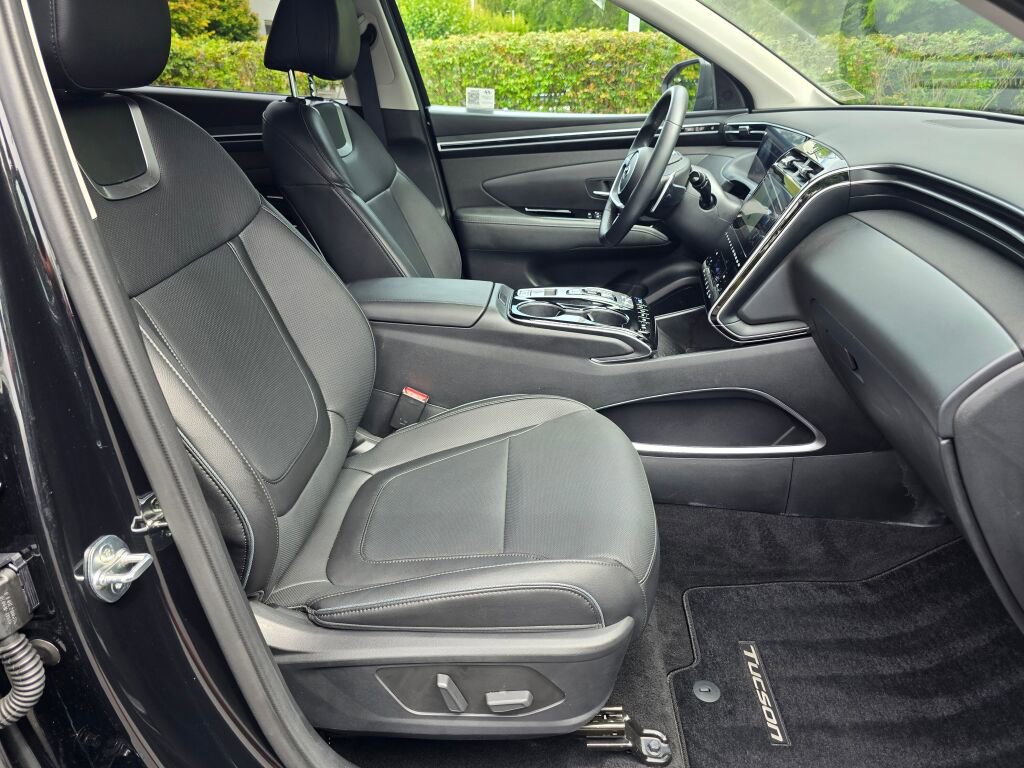 Used 2024 Hyundai Tucson Limited image 47