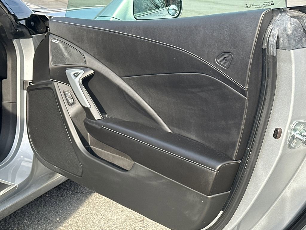 Used 2019 Chevrolet Corvette Stingray Convertible w/ 2LT Preferred Equipment Group image 11