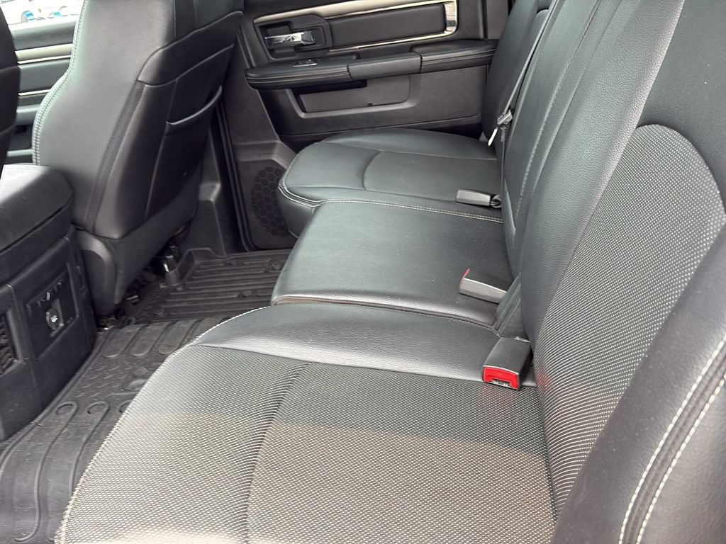 Used 2016 RAM 1500 Sport w/ Black Ram 1500 Sport Group AWD/4WD image 5