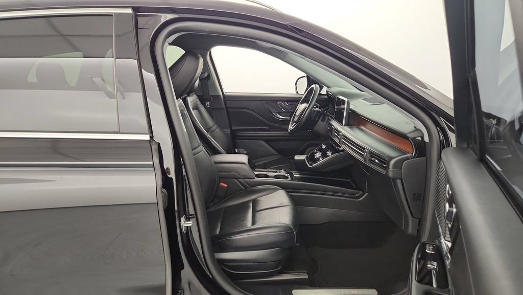 Used 2022 Lincoln Corsair Reserve w/ Sport Package AWD/4WD image 30