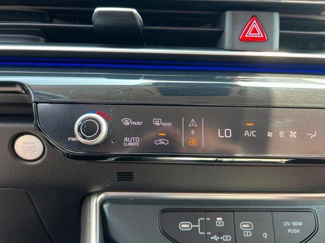 Certified 2025 Kia Carnival SX Prestige FWD image 24