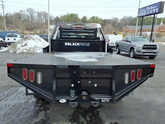 Used 2025 Chevrolet Silverado 3500 W/T image 14