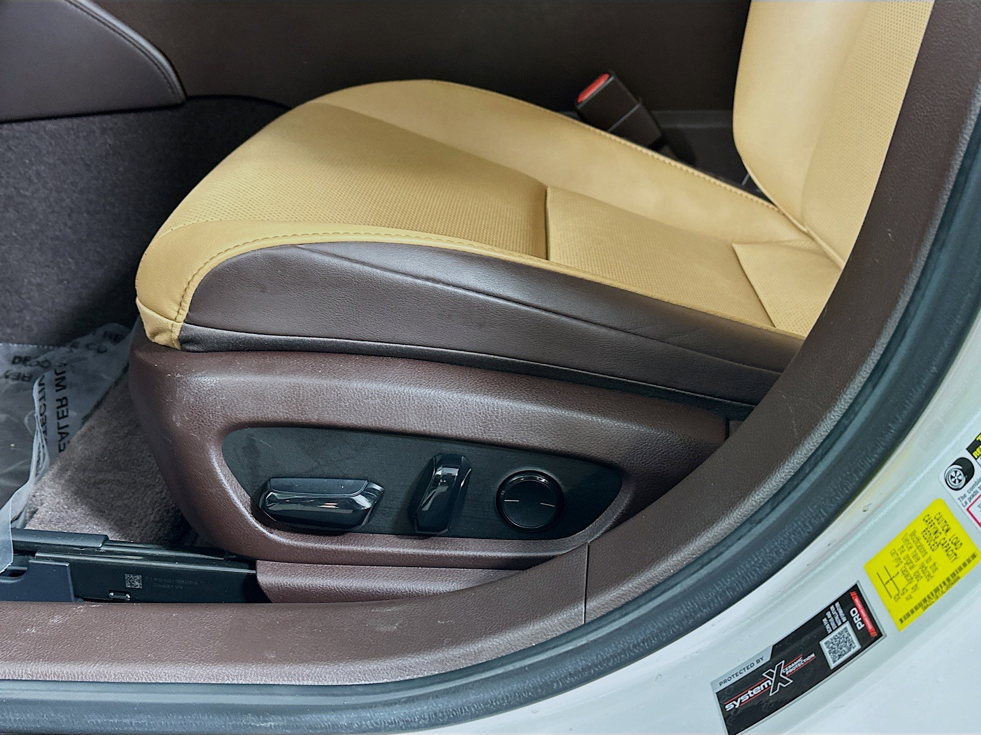 Used 2020 Lexus ES 350 w/ Premium Package FWD image 18