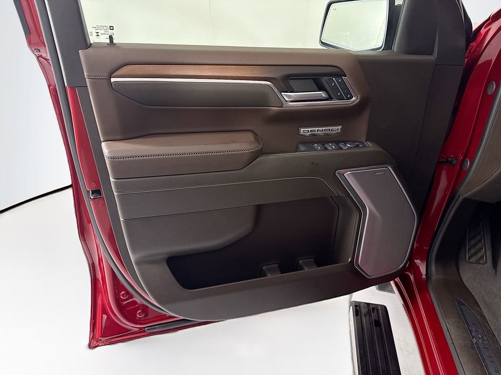 Used 2024 GMC Sierra 1500 Denali w/ Denali Reserve Package AWD/4WD image 25