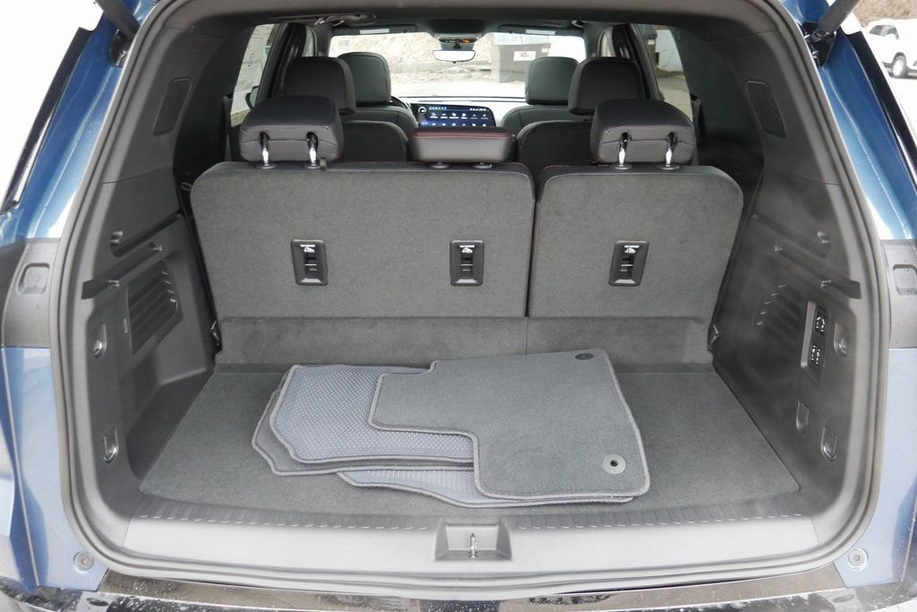 New 2026 Chevrolet Traverse RS image 29