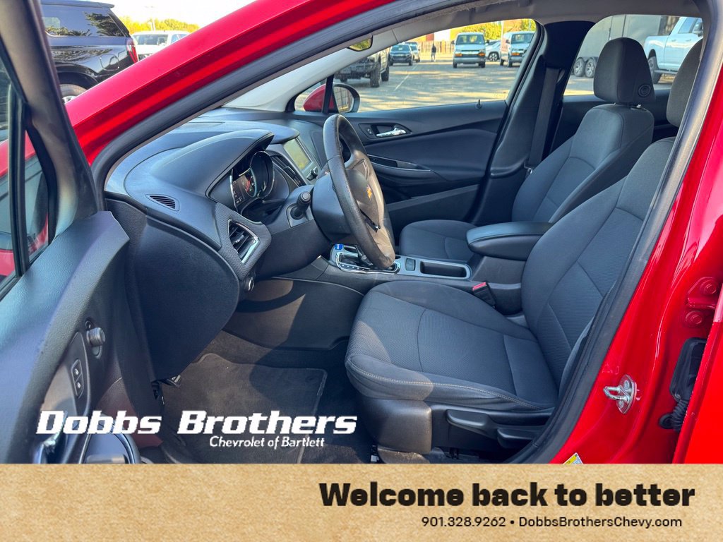 Used 2018 Chevrolet Cruze LS FWD image 12