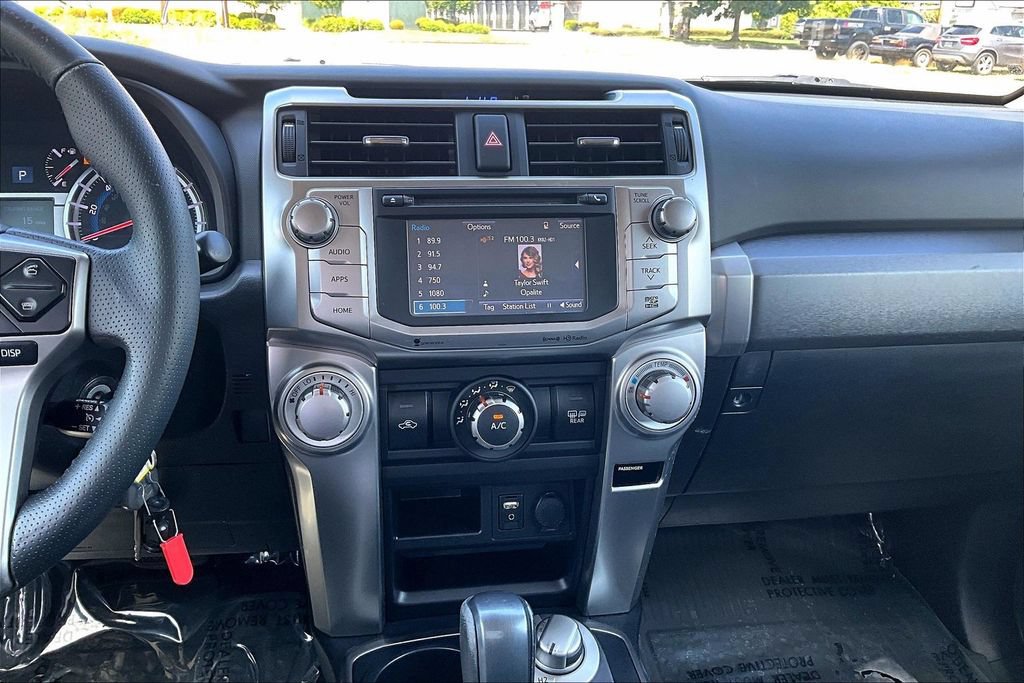 Used 2017 Toyota 4Runner SR5 Premium AWD/4WD image 8