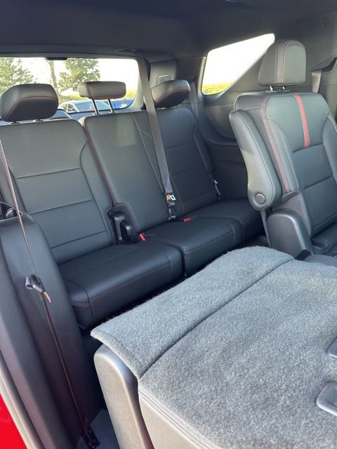 Used 2024 Chevrolet Traverse RS w/ LPO, Floor Liner Package image 46
