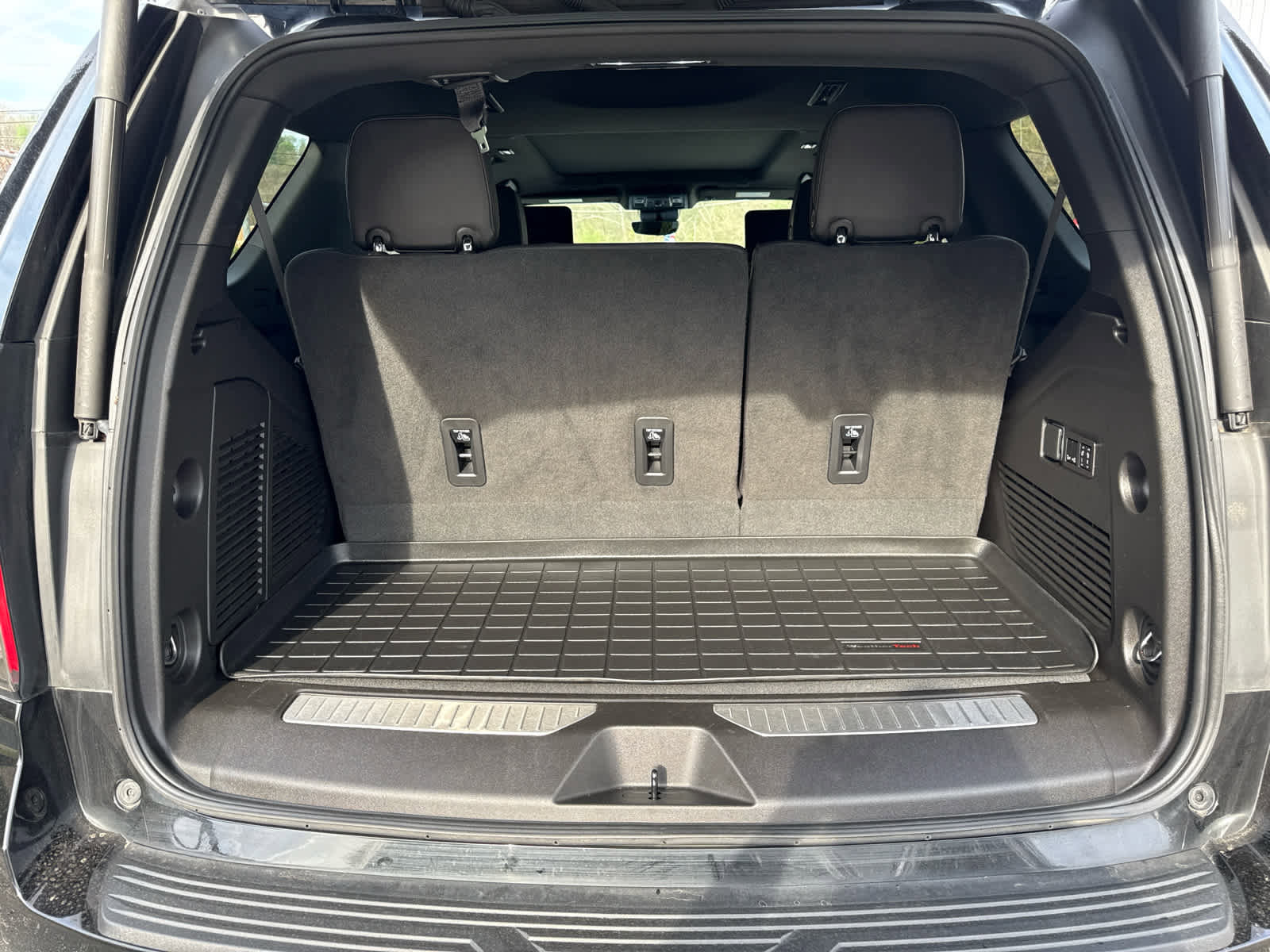 Used 2023 Chevrolet Tahoe High Country image 7