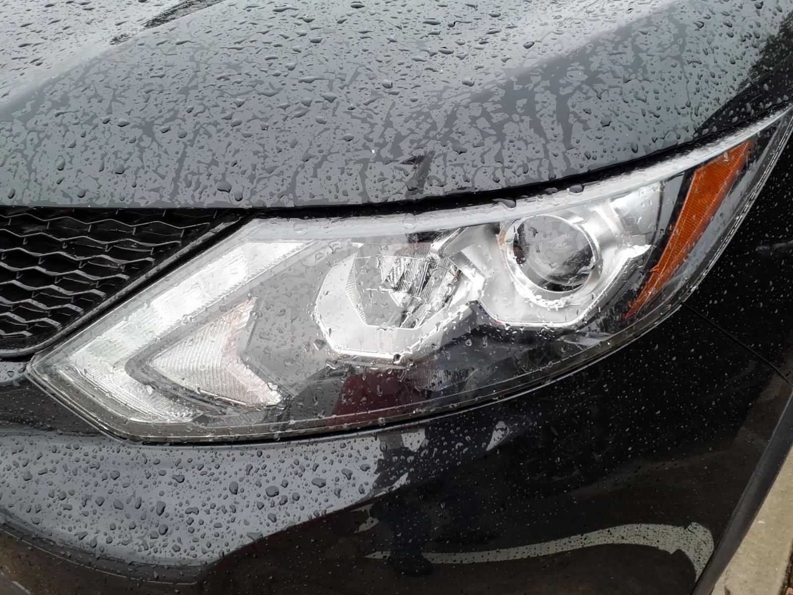Used 2019 Nissan Rogue Sport SL w/ Premium Package FWD image 5