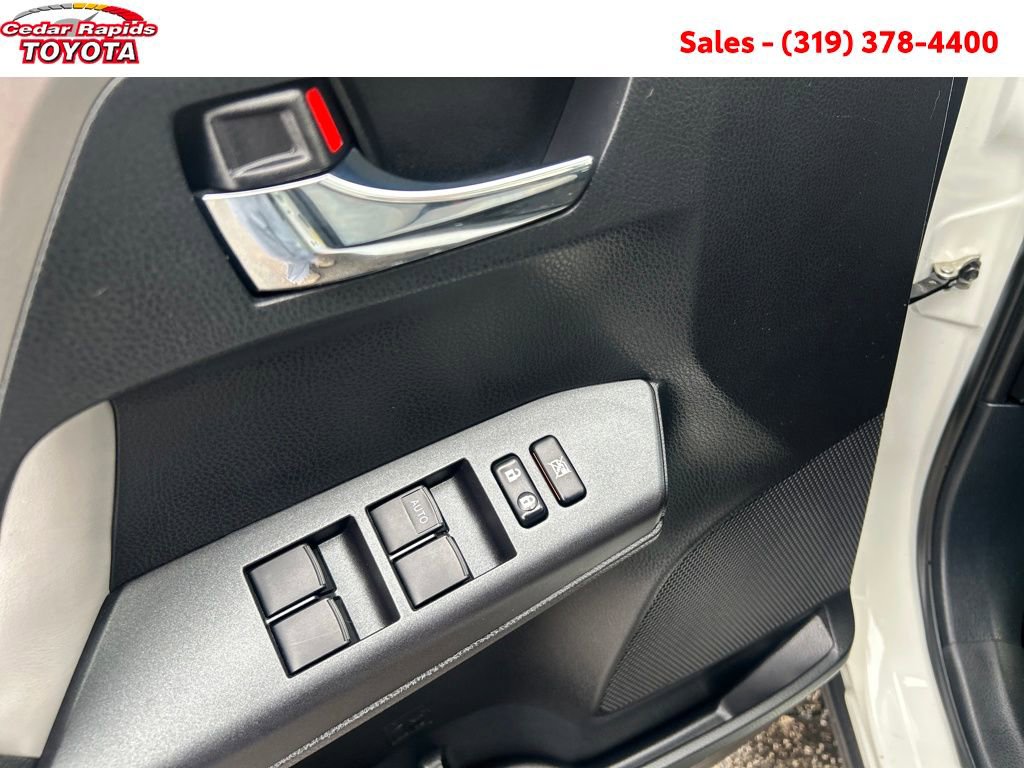 Certified 2018 Toyota RAV4 XLE image 12