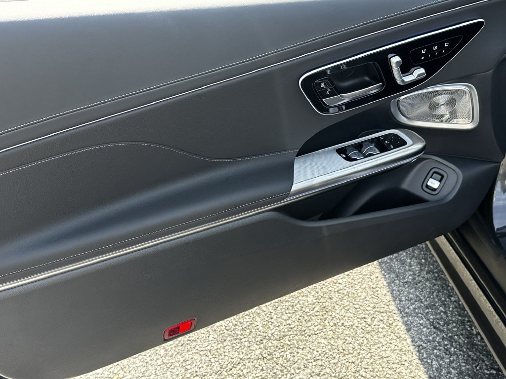 New 2026 Mercedes-Benz CLE 450 4MATIC Cabriolet image 11