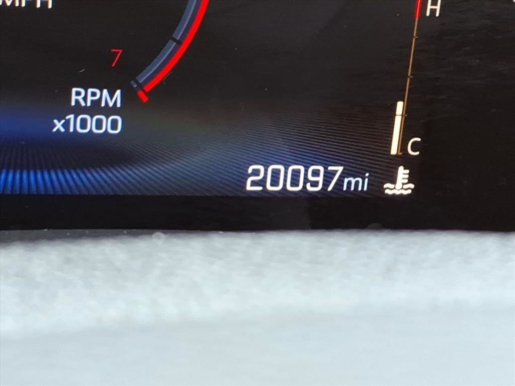 Certified 2025 Chevrolet Trax LT image 25