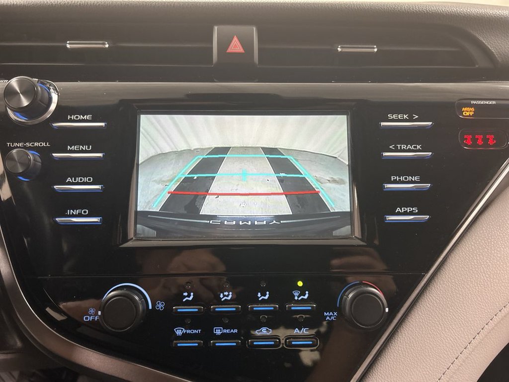 Used 2018 Toyota Camry LE FWD image 15