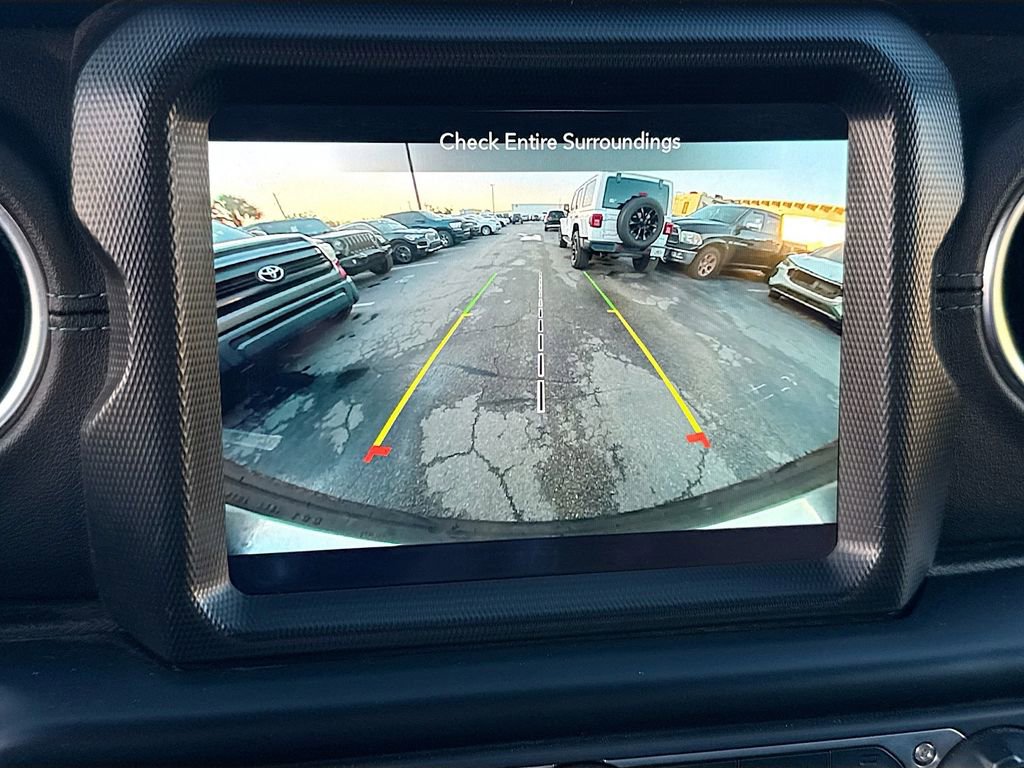 Used 2022 Jeep Wrangler Unlimited Rubicon 4xe w/ Steel Bumper Group image 15