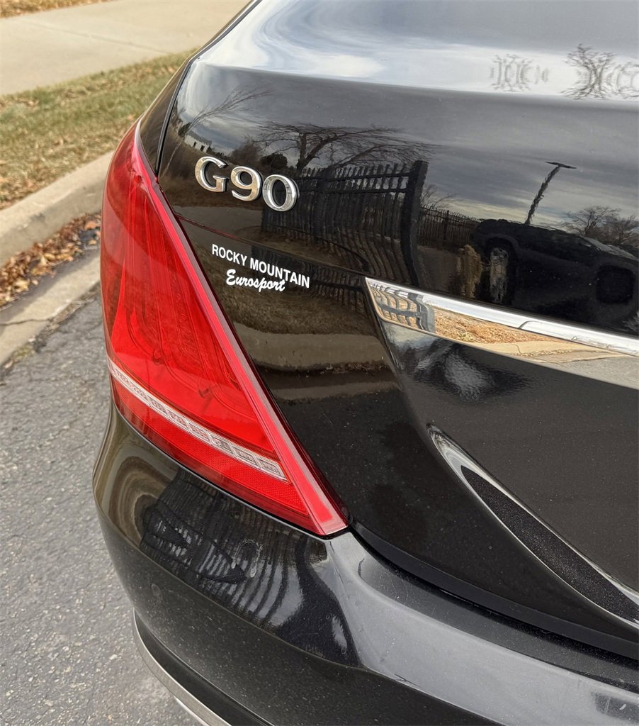 Used 2018 Genesis G90 3.3T Premium image 7