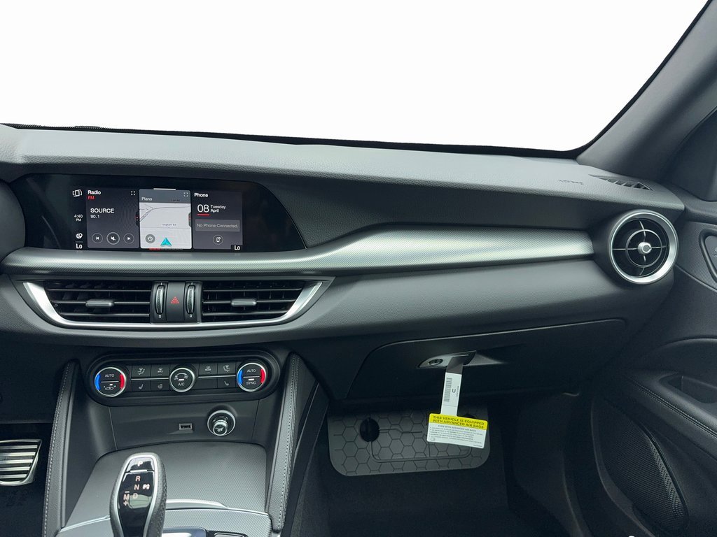 New 2025 Alfa Romeo Stelvio Sprint w/ Convenience Package image 18