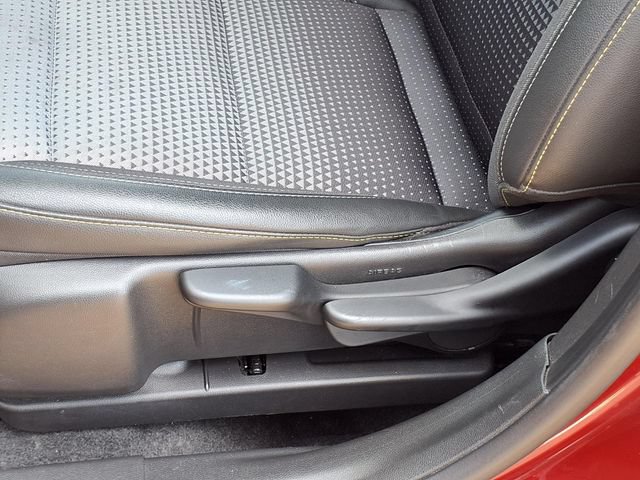 Certified 2025 Chevrolet Trax LT FWD image 4