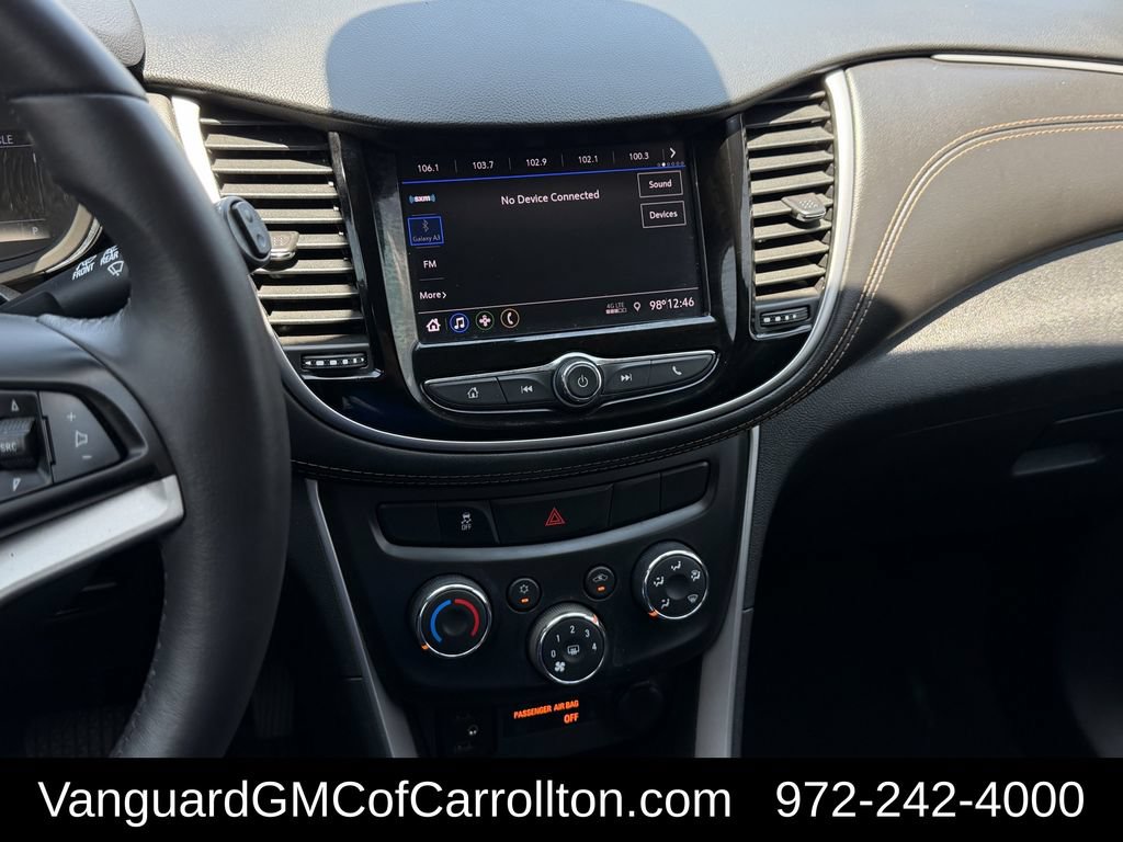 Used 2021 Chevrolet Trax LT w/ LT Convenience Package FWD image 18