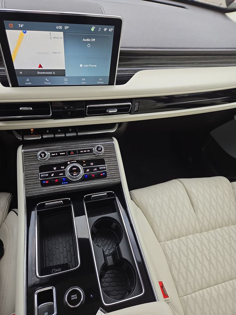 Used 2022 Lincoln Aviator Black Label w/ Dynamic Handling Package AWD/4WD image 22