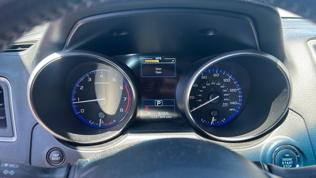 Used 2018 Subaru Outback 2.5i Limited AWD/4WD image 4