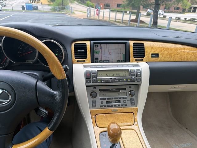 Used 2005 Lexus SC 430 Convertible image 6