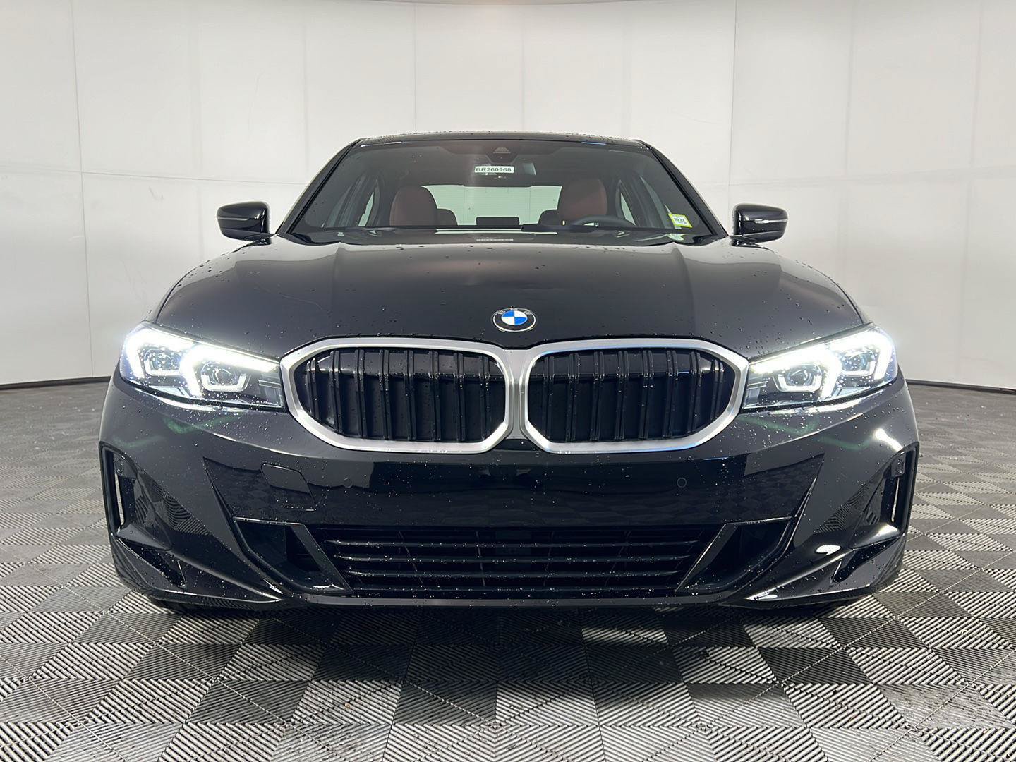 New 2026 BMW 330i xDrive Sedan w/ Convenience Package AWD/4WD image 5
