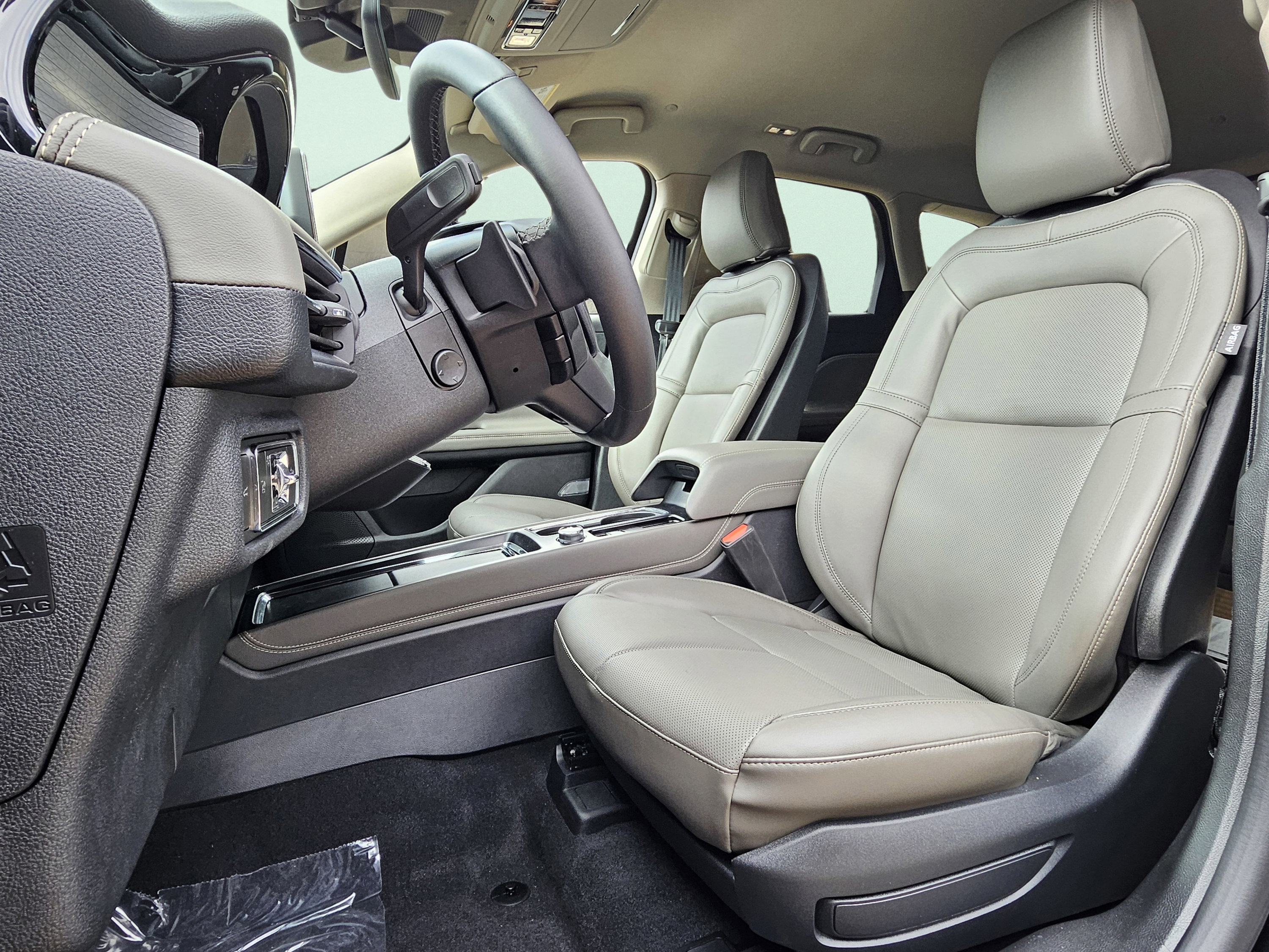 New 2026 Lincoln Corsair Premiere AWD/4WD image 12