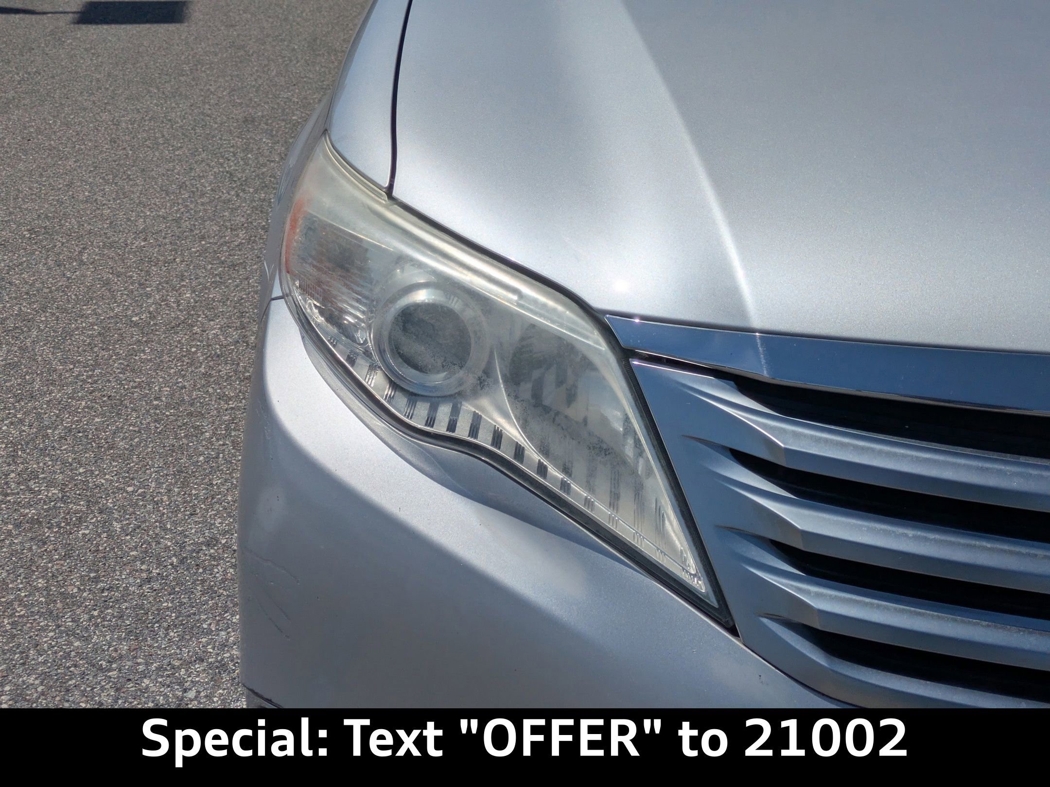 Used 2012 Toyota Avalon Limited image 9