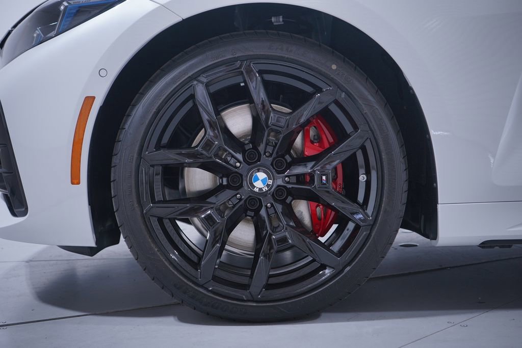 New 2026 BMW 430i Convertible w/ M Sport Package image 2