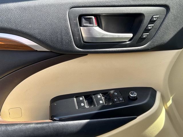 Used 2019 Toyota Highlander Limited Platinum image 59