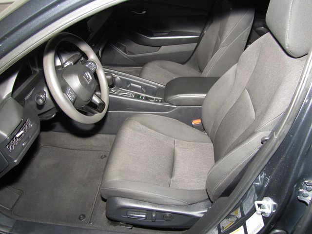 Certified 2023 Honda Accord EX image 9
