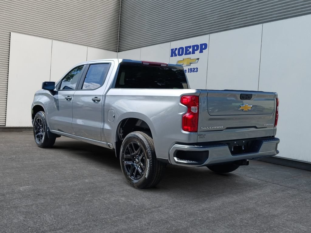 New 2026 Chevrolet Silverado 1500 Custom RWD image 3
