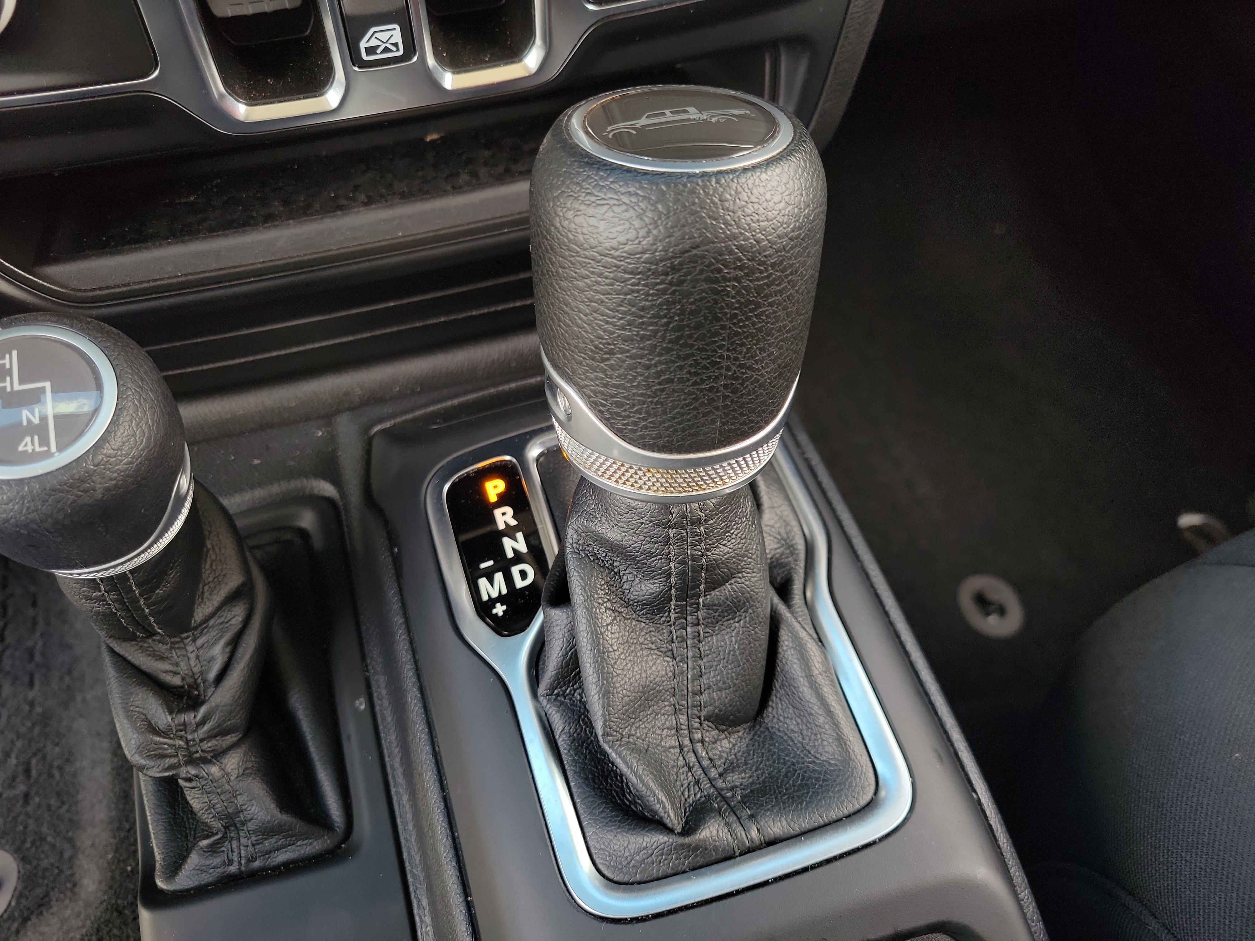 Used 2021 Jeep Gladiator Sport image 29