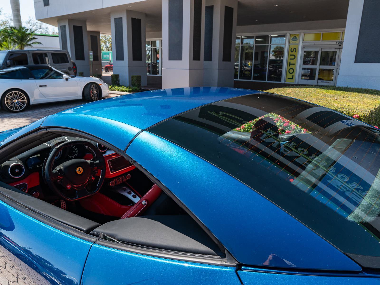 Used 2016 Ferrari California T image 29