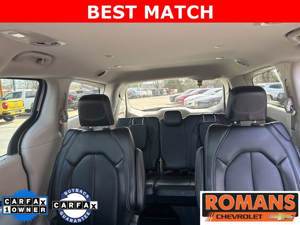 Used 2024 Chrysler Pacifica Touring-L FWD image 25