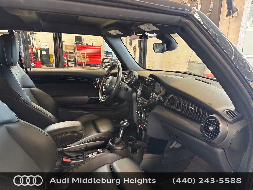 Used 2019 MINI Cooper S w/ Signature Upholstery Package image 15