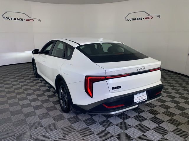 Certified 2025 Kia K4 LXS image 9