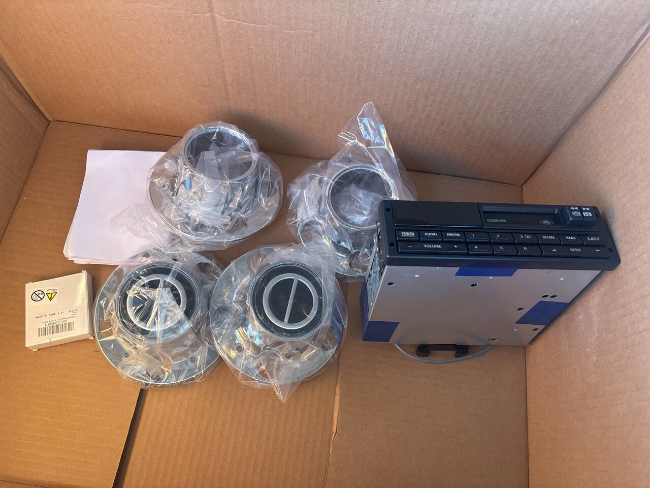 Used 1994 Ford Explorer XLT image 37