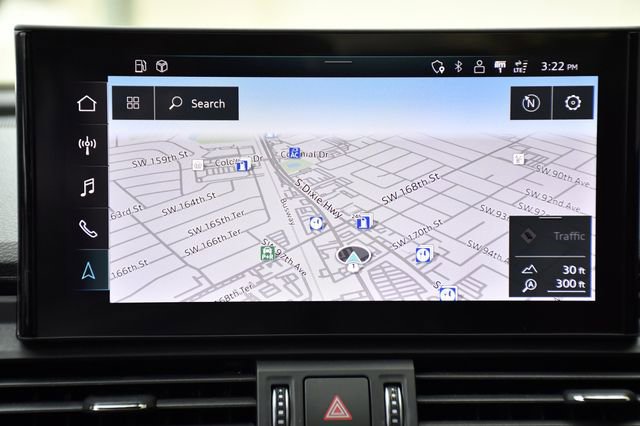 Used 2021 Audi Q5 e Prestige w/ Prestige Package image 15